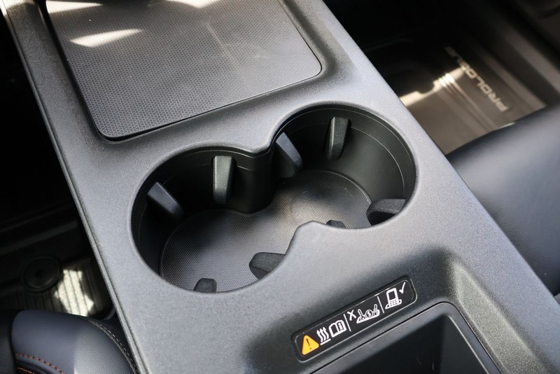 Honda Prologue Vehicle Full-screen Gallery Image 32