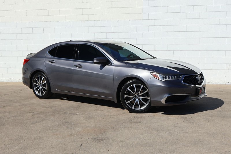 Acura TLX Vehicle Full-screen Gallery Image 01