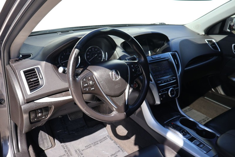 Acura TLX Vehicle Full-screen Gallery Image 16