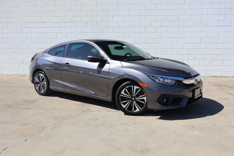 Honda Civic Coupe Vehicle Full-screen Gallery Image 01