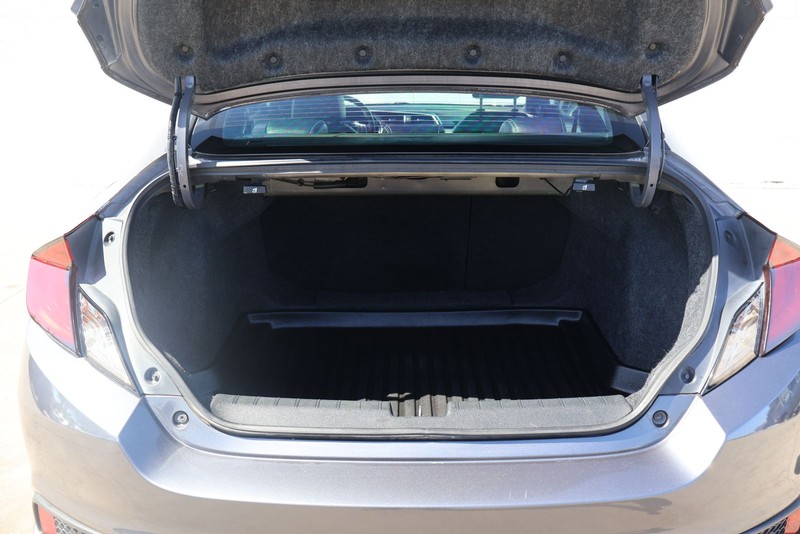 Honda Civic Coupe Vehicle Full-screen Gallery Image 08