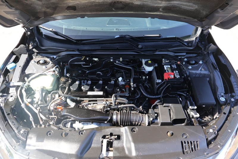 Honda Civic Coupe Vehicle Full-screen Gallery Image 12