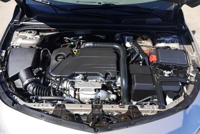 Chevrolet Malibu Vehicle Full-screen Gallery Image 12