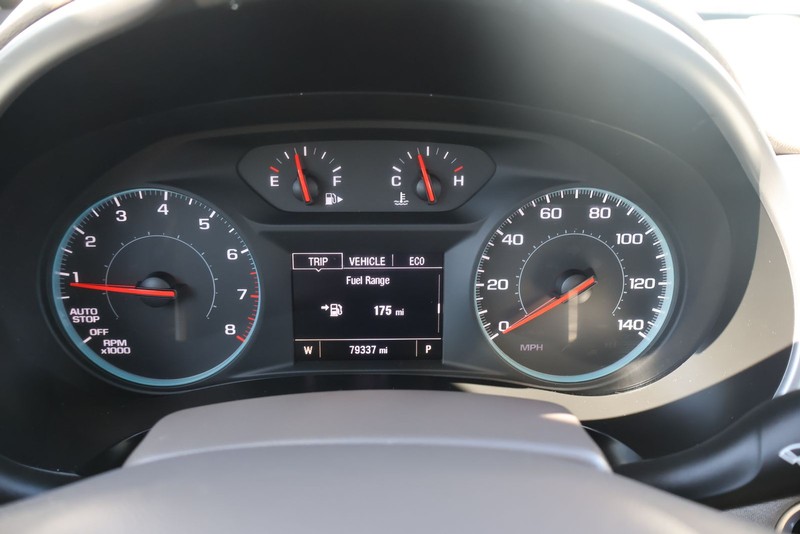 Chevrolet Malibu Vehicle Full-screen Gallery Image 23