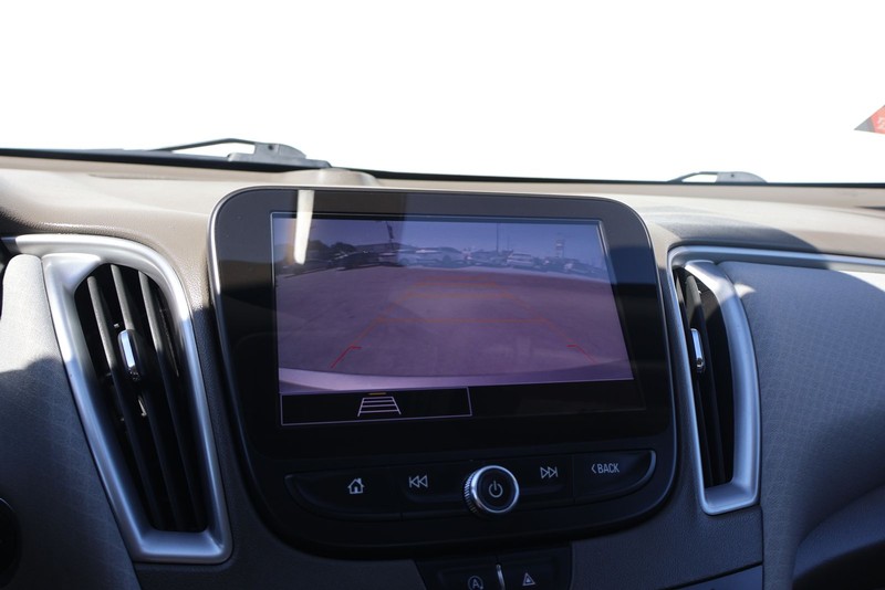 Chevrolet Malibu Vehicle Full-screen Gallery Image 29