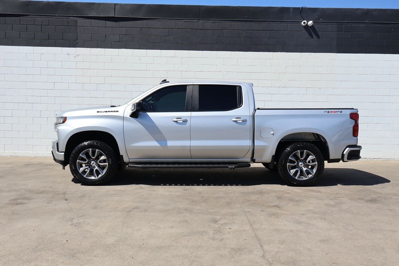 Chevrolet Silverado 1500 Vehicle Full-screen Gallery Image 10