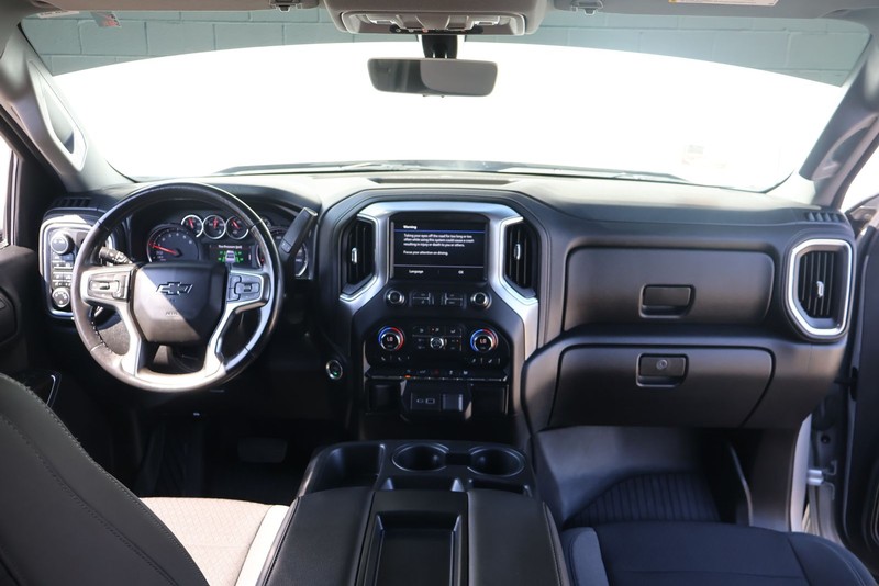 Chevrolet Silverado 1500 Vehicle Full-screen Gallery Image 22