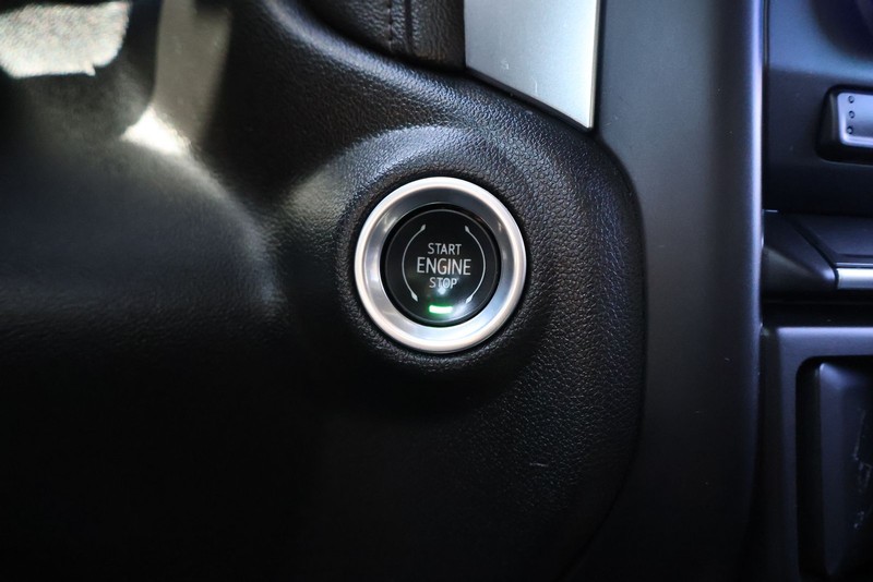 Chevrolet Silverado 1500 Vehicle Full-screen Gallery Image 27