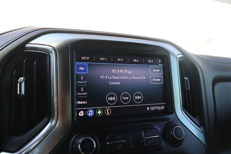 Chevrolet Silverado 1500 Vehicle Full-screen Gallery Image 29