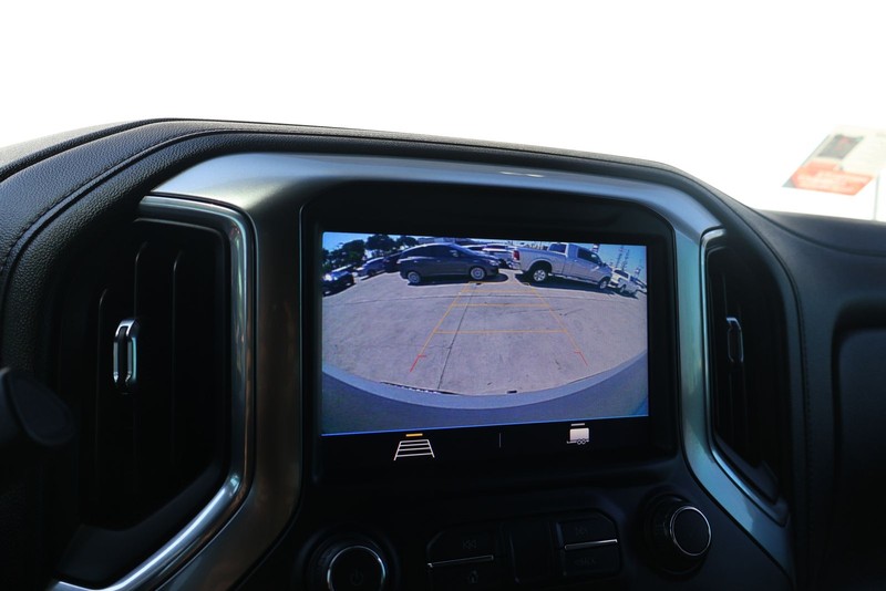 Chevrolet Silverado 1500 Vehicle Full-screen Gallery Image 30