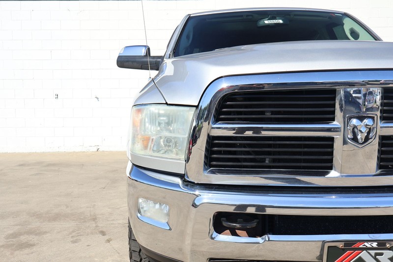 Ram 2500 Vehicle Full-screen Gallery Image 04