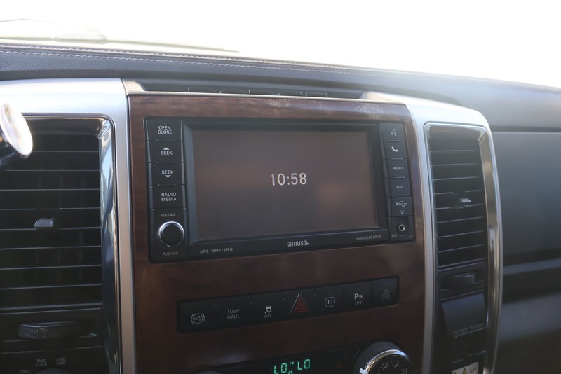 Ram 2500 Vehicle Full-screen Gallery Image 30