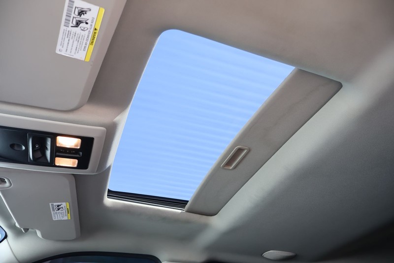 Ram 2500 Vehicle Full-screen Gallery Image 35