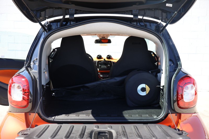 smart fortwo electric drive Vehicle Full-screen Gallery Image 07
