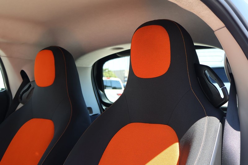 smart fortwo electric drive Vehicle Full-screen Gallery Image 16