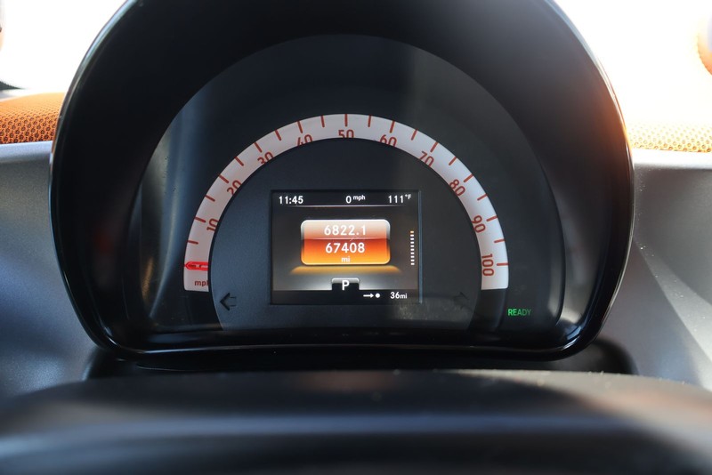 smart fortwo electric drive Vehicle Full-screen Gallery Image 20