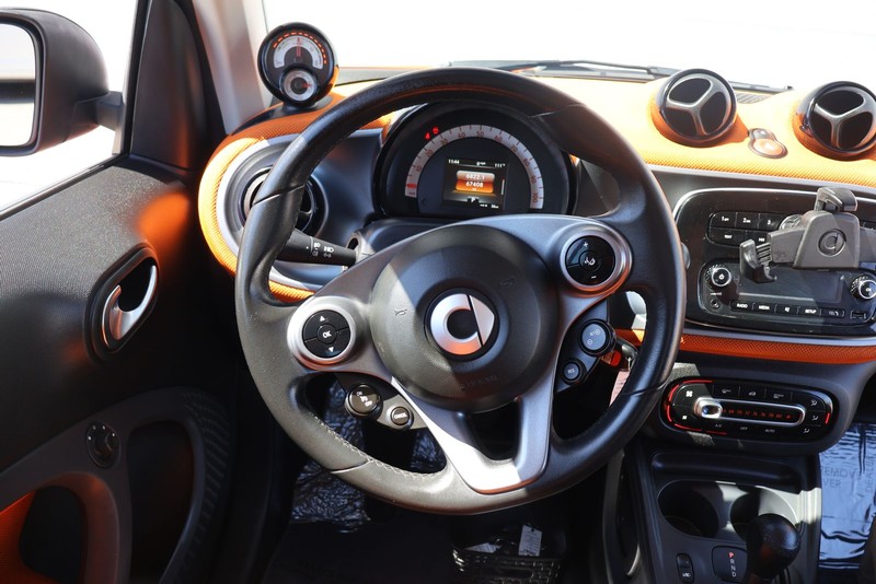smart fortwo electric drive Vehicle Full-screen Gallery Image 21