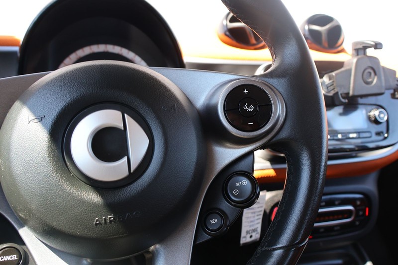 smart fortwo electric drive Vehicle Full-screen Gallery Image 23