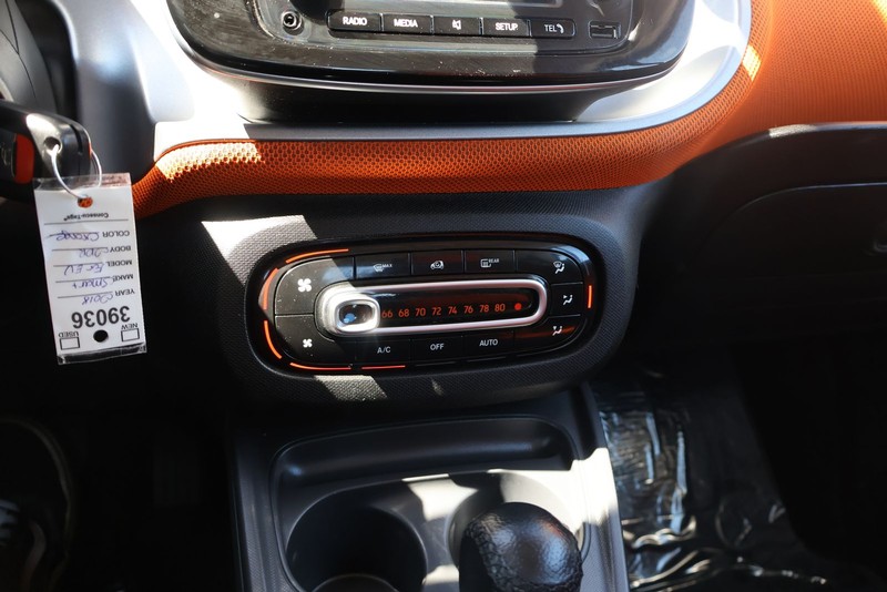 smart fortwo electric drive Vehicle Full-screen Gallery Image 26