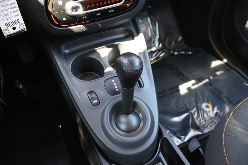 smart fortwo electric drive Vehicle Full-screen Gallery Image 27