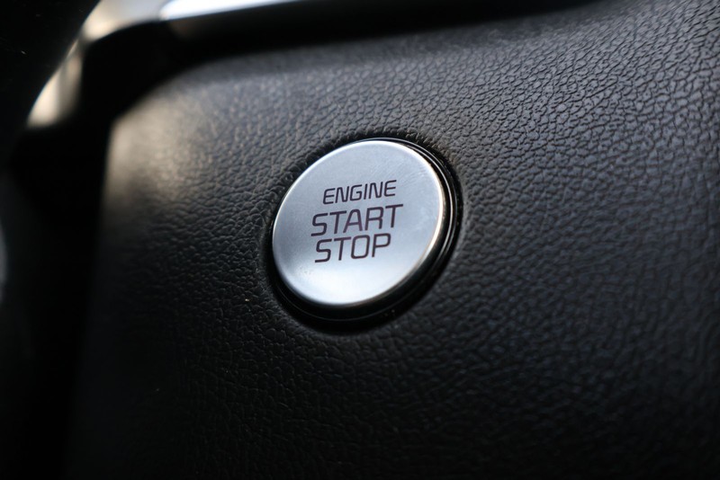 Kia Sorento Vehicle Full-screen Gallery Image 29