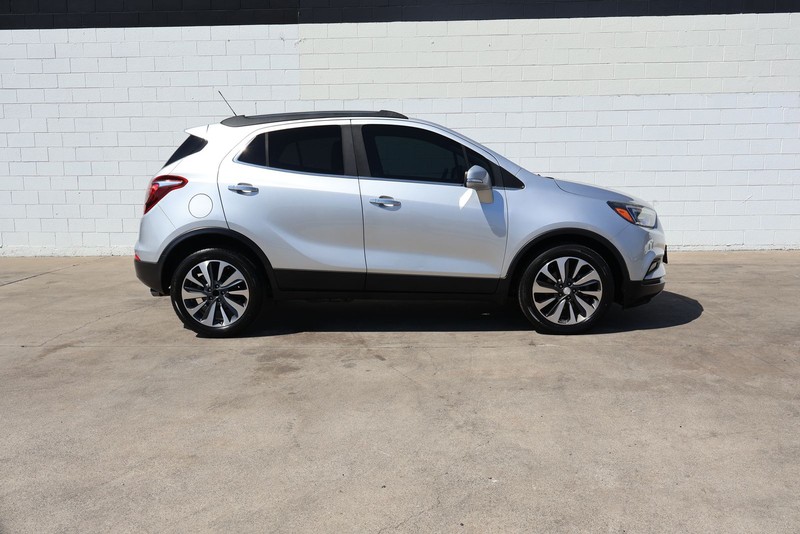 Buick Encore Vehicle Full-screen Gallery Image 04