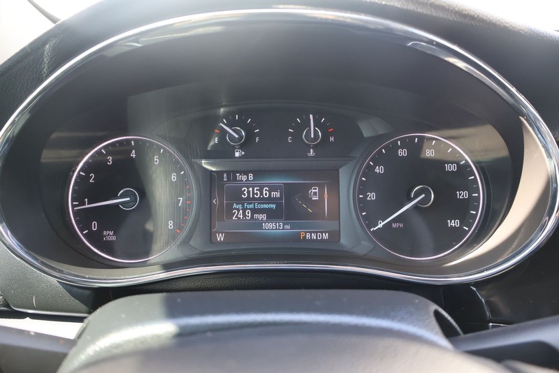 Buick Encore Vehicle Full-screen Gallery Image 21