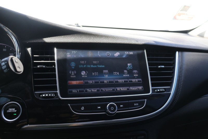 Buick Encore Vehicle Full-screen Gallery Image 26