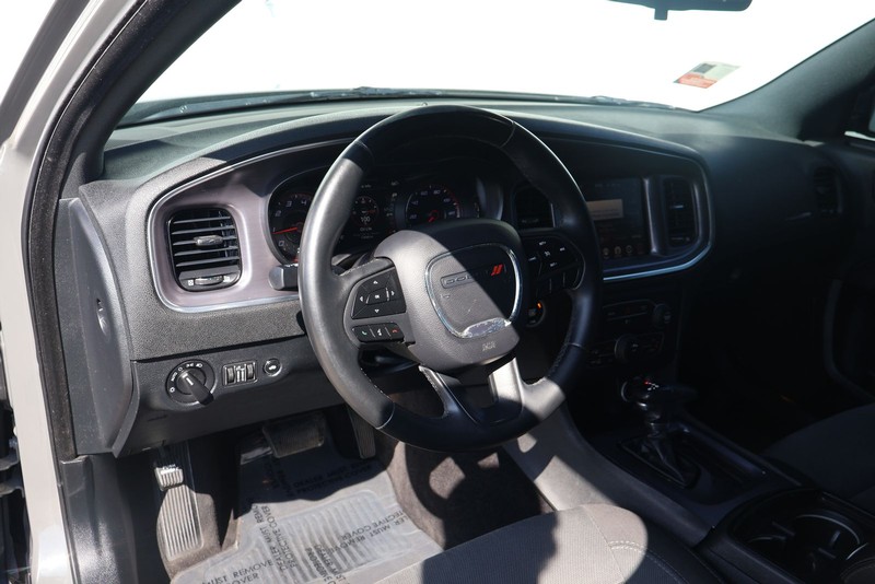 Dodge Charger Vehicle Full-screen Gallery Image 16