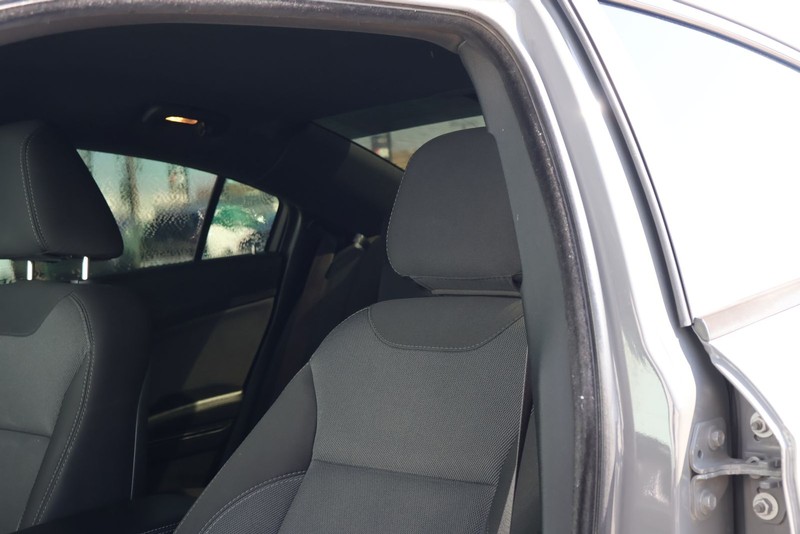 Dodge Charger Vehicle Full-screen Gallery Image 18