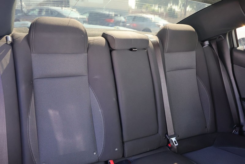 Dodge Charger Vehicle Full-screen Gallery Image 21