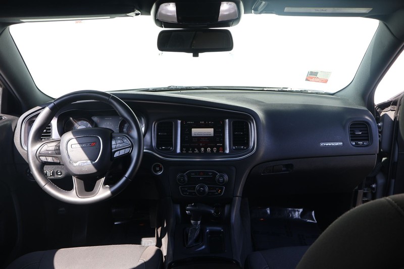 Dodge Charger Vehicle Full-screen Gallery Image 23