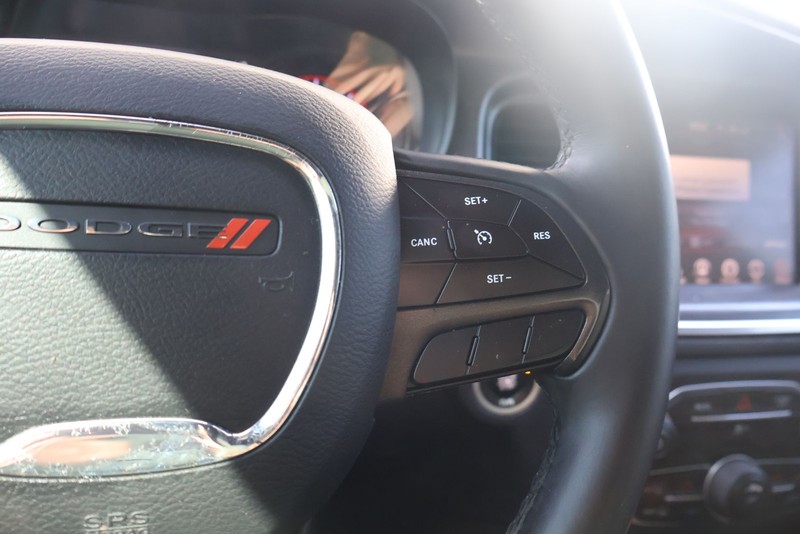 Dodge Charger Vehicle Full-screen Gallery Image 27