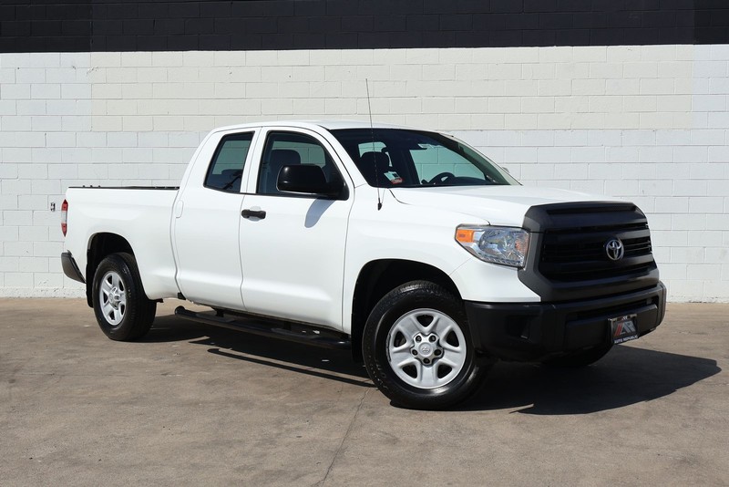 Toyota Tundra Vehicle Full-screen Gallery Image 02