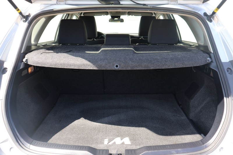 Toyota Corolla iM Vehicle Full-screen Gallery Image 08