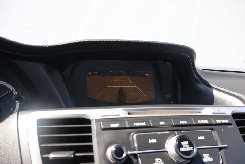 Honda Accord Sedan Vehicle Full-screen Gallery Image 29