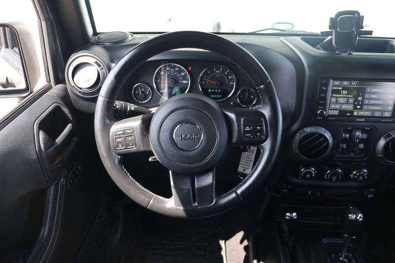 Jeep Wrangler Unlimited Vehicle Full-screen Gallery Image 24