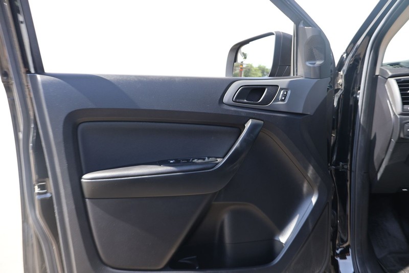 Ford Ranger Vehicle Full-screen Gallery Image 11