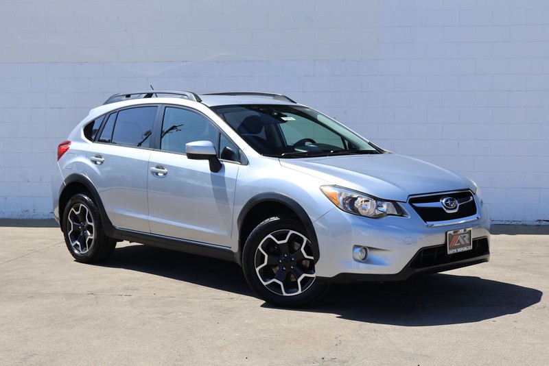 Subaru XV Crosstrek Vehicle Full-screen Gallery Image 01