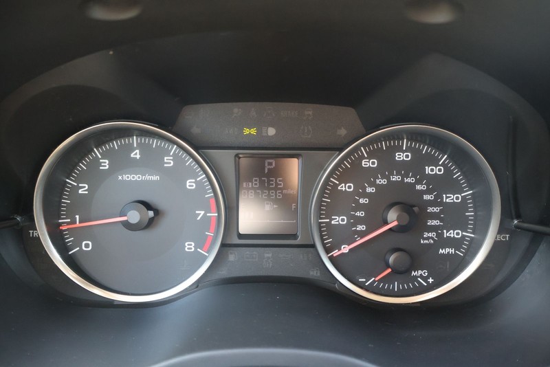 Subaru XV Crosstrek Vehicle Full-screen Gallery Image 23