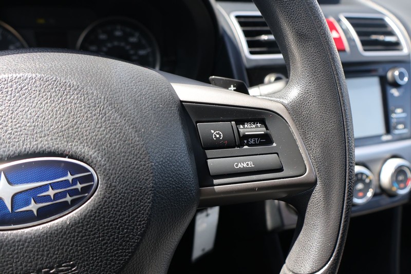 Subaru XV Crosstrek Vehicle Full-screen Gallery Image 26