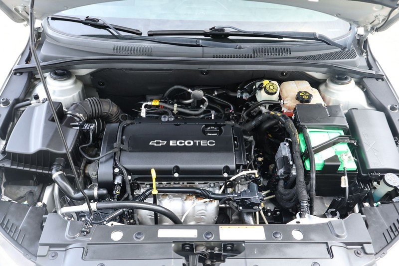 Chevrolet Cruze Vehicle Full-screen Gallery Image 12