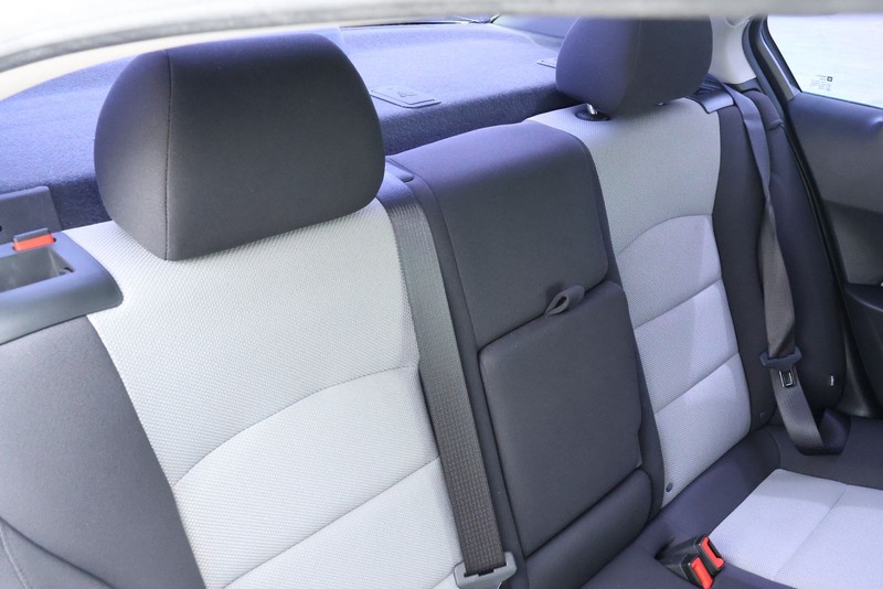 Chevrolet Cruze Vehicle Full-screen Gallery Image 21