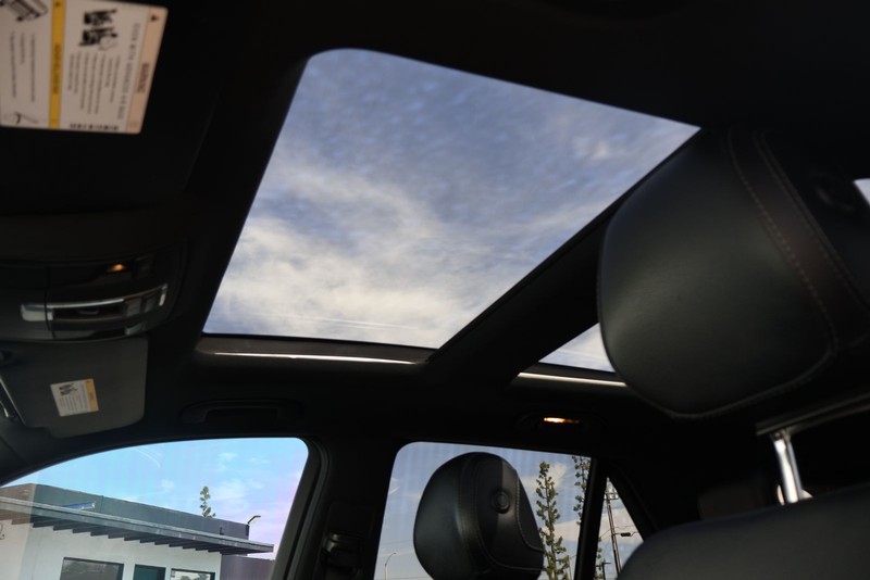 Mercedes-Benz GLE 350 Vehicle Full-screen Gallery Image 36