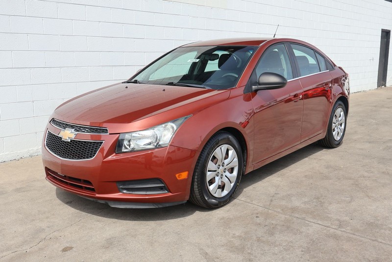 Chevrolet Cruze Vehicle Full-screen Gallery Image 11