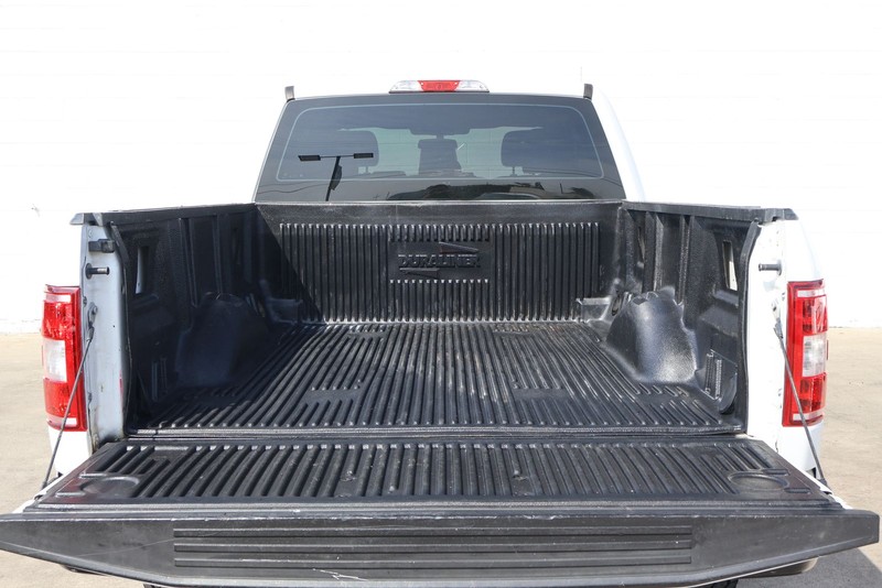 Ford F-150 Vehicle Full-screen Gallery Image 09