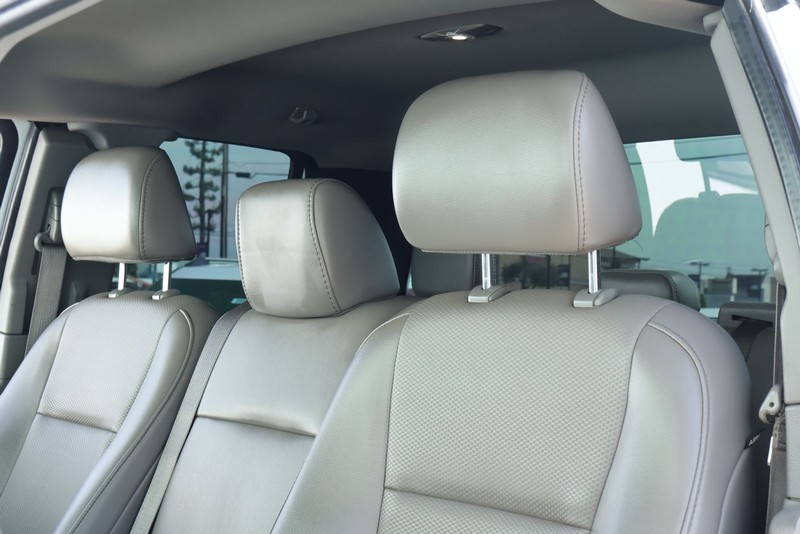 Ford F-150 Vehicle Full-screen Gallery Image 20