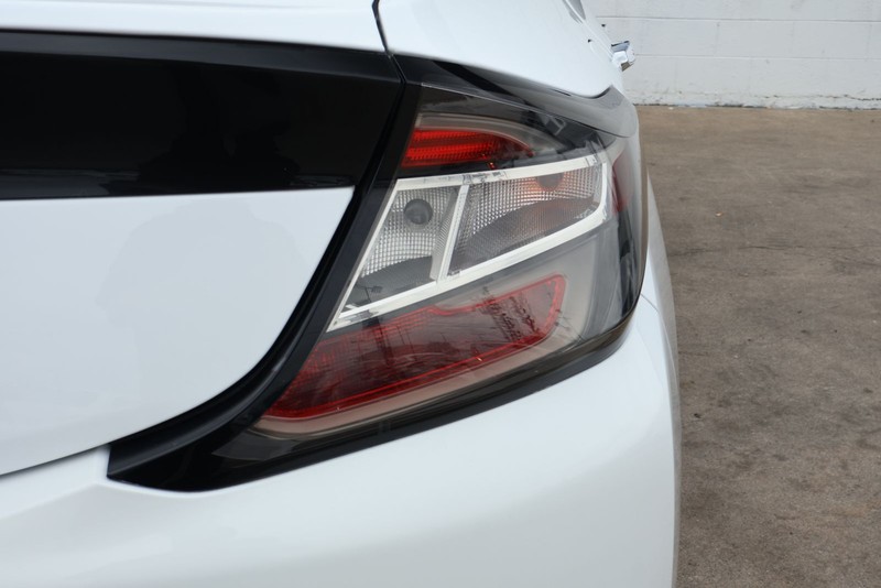 Chevrolet Volt Vehicle Full-screen Gallery Image 07