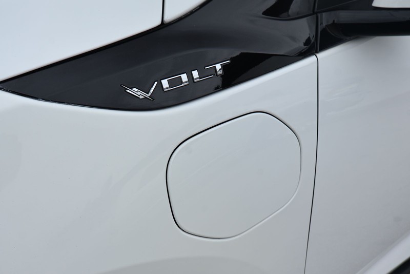Chevrolet Volt Vehicle Full-screen Gallery Image 12