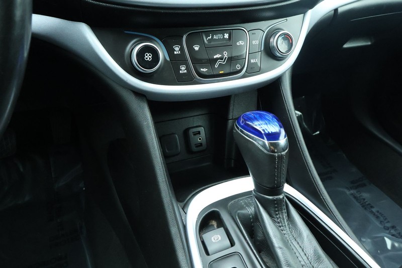 Chevrolet Volt Vehicle Full-screen Gallery Image 30